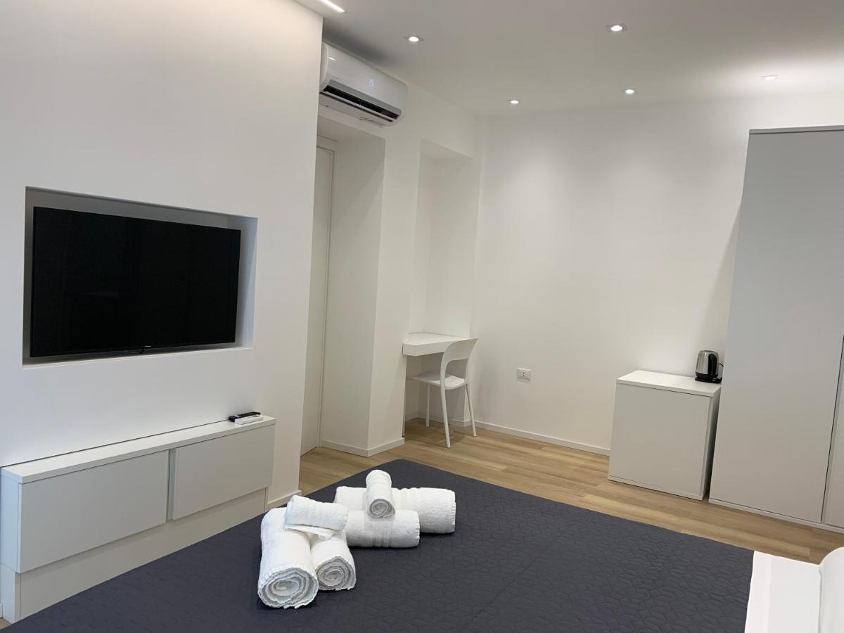 Abba Rooms Кальярі Екстер'єр фото