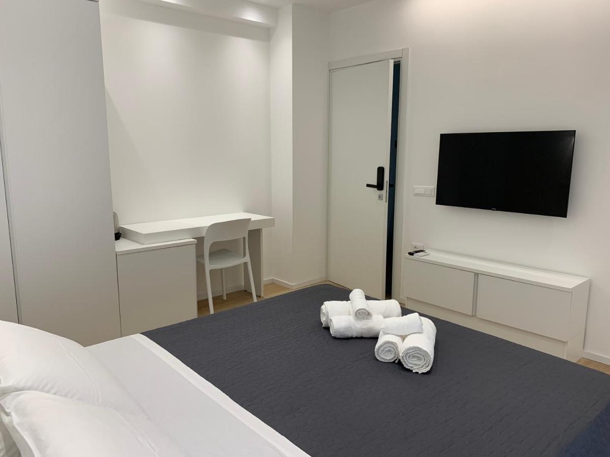 Abba Rooms Кальярі Екстер'єр фото