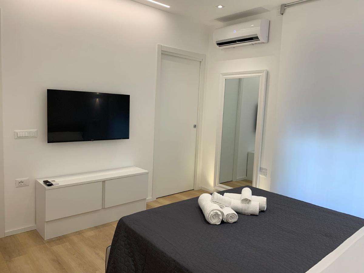 Abba Rooms Кальярі Екстер'єр фото